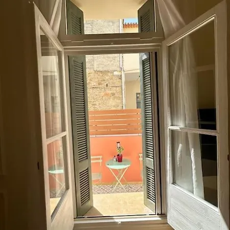 וילה Detached House,with Courtyard And Fast Wi-fi In The Centre *