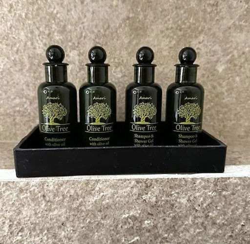 Villa Detached House,with Courtyard And Fast Wi-fi In The Centre Calamata